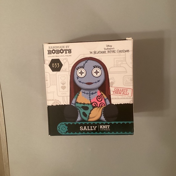 Nightmare Before Christmas Sally figure - Picture 5 of 7